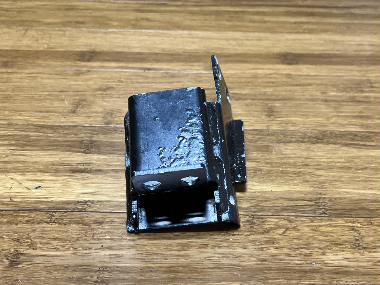 Rolls-Royce Dawn 2017-2023 Left Outer Outer bracket