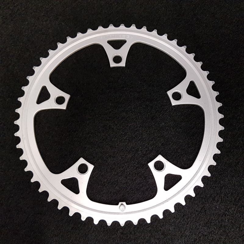 Plateau SHIMANO 105 53d BCD 130 d'époque Ref 1504 pour les passionnés de cyclisme rétro