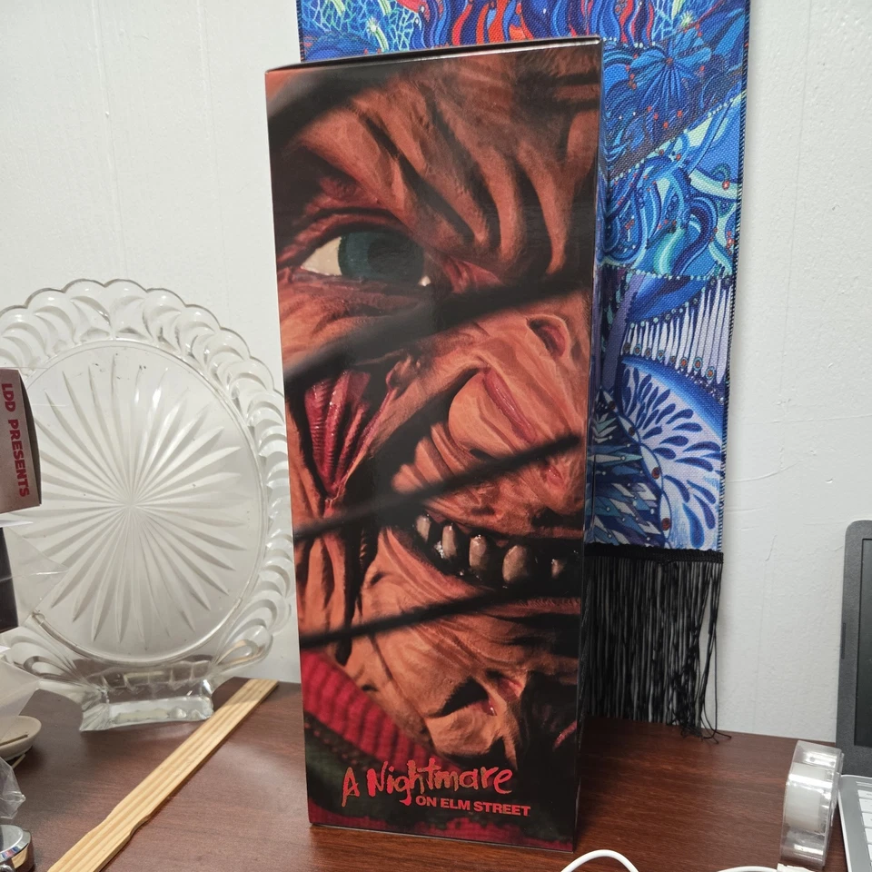 Mezco Freddy Krueger Action Figure - 32849D5F8C - Image 4 of 4