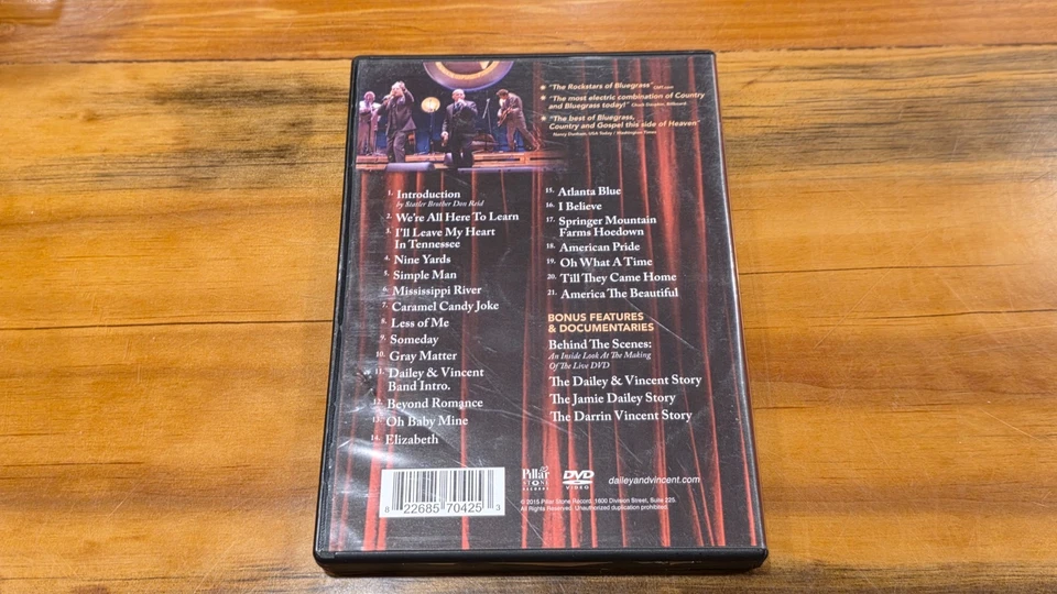 899:  Dailey & Vincent Alive! In Concert DVD (Concert, Bluegrass) - Image 2 of 3