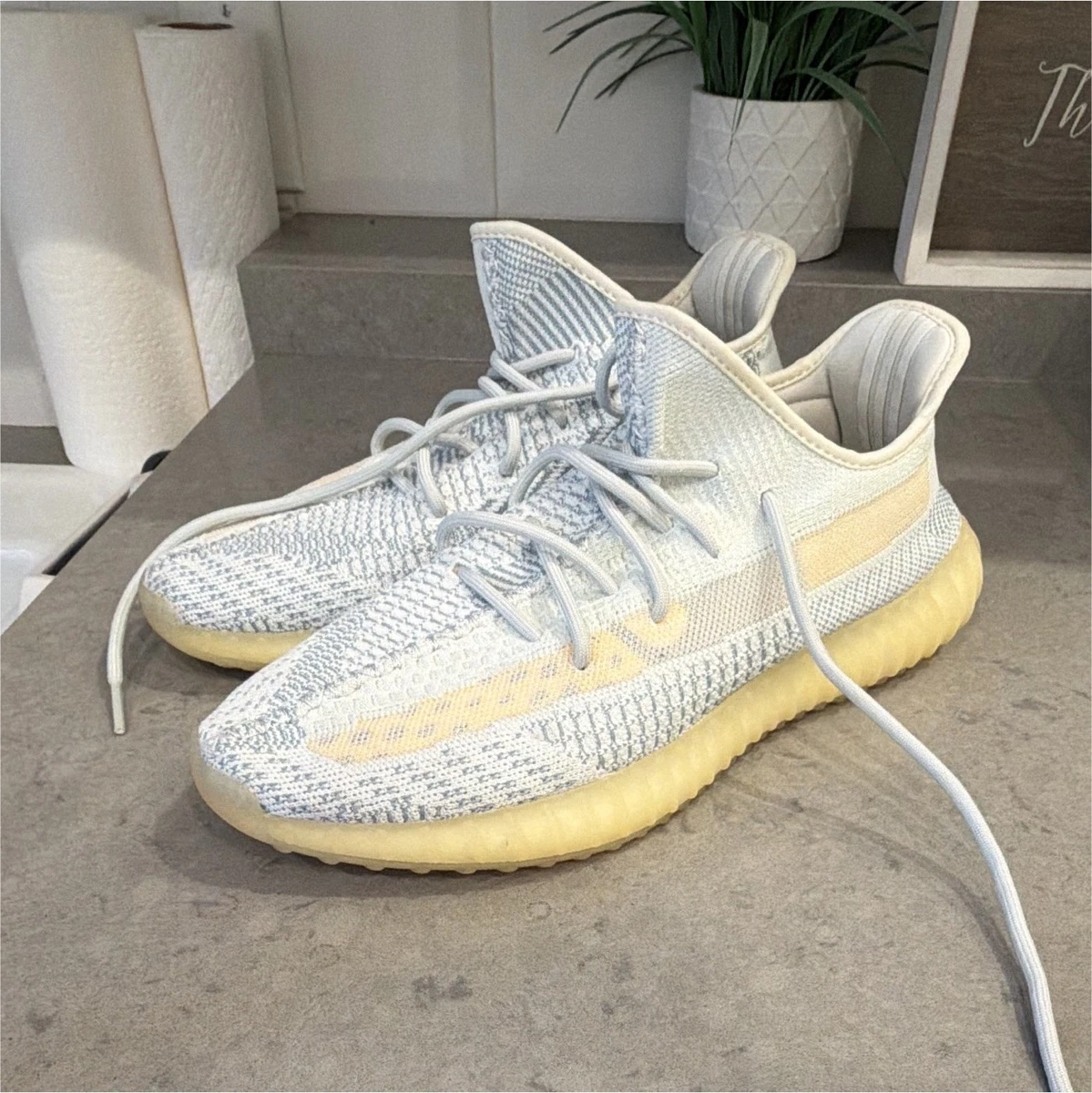  Yeezy 350 V2 クリーム/ベージュ Yeezy Boost 350 Beige for Sale | Authenticity Guaranteed | eBay