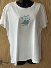 Life is Good Women Short Sleeve Crusher Lite Tee Flowers In Boots White XL