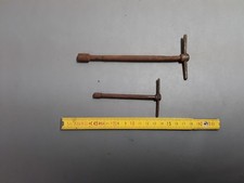 ancienne clefs carrées  clef clé pendule horloge mouvement