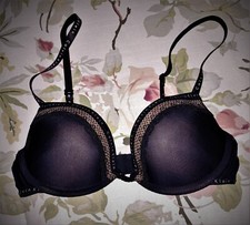 Calvin Klein Women's T-shirt Bra 32C Black Underwire Padded