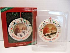American Greetings 1998 "To Grandma, with Love" Photo Holder Christmas Ornament