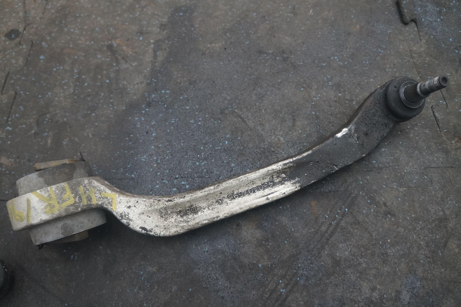 Set 4 Front Suspension Left Control Arm 3W0407693 Bentley Continental GT 2005