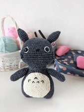 Totoro, doudou peluche fait main au crochet neuf, en laine