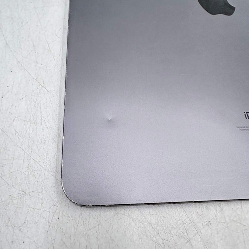 Solo WiFi rotto Apple iPad Pro 12.9" 5a Generazione 128GB MHNF3LL/A LEGGI - Foto 10 di 13