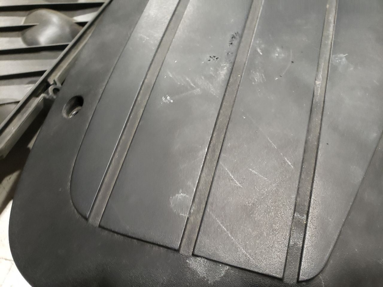 Bentley Flying Spur 2006 Right Air box top P/N 3W0129601F