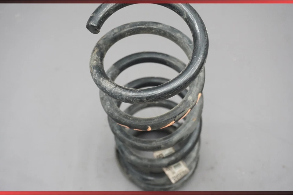 Muelles helicoidales de suspensión trasera izquierda y derecha Fiat 500 2012-19 68109930AB fabricante original Foto 3 de 4