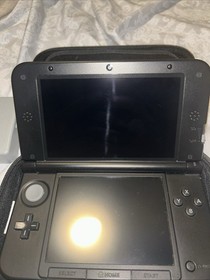 Nintendo 3DS XL Super Smash Bros Limited Edition Console -  Charger, Case