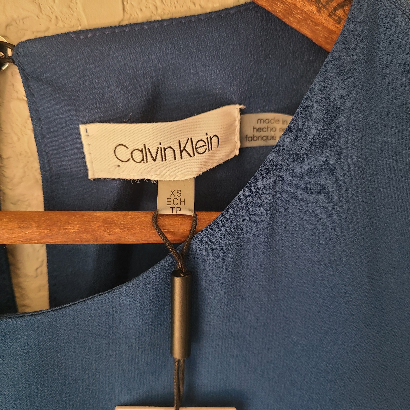 Calvin Klein Womens XS Chiffon Crew Neck Sheer Rouched Long Sleeve Blouse Teal thumbnail 3