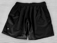 Lululemon Size L  Men's T.H.E 9" *Linerless Perforated Short Black