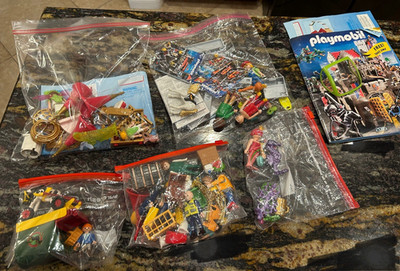 Lot Playmobil Figures People & Animals / Misc. Parts/Pieces