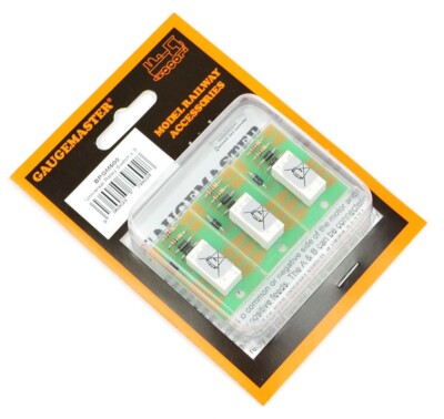 Gaugemaster BPGM500 -pack Von 3 Universal Self Rast Relais Schalter - Verfolgt