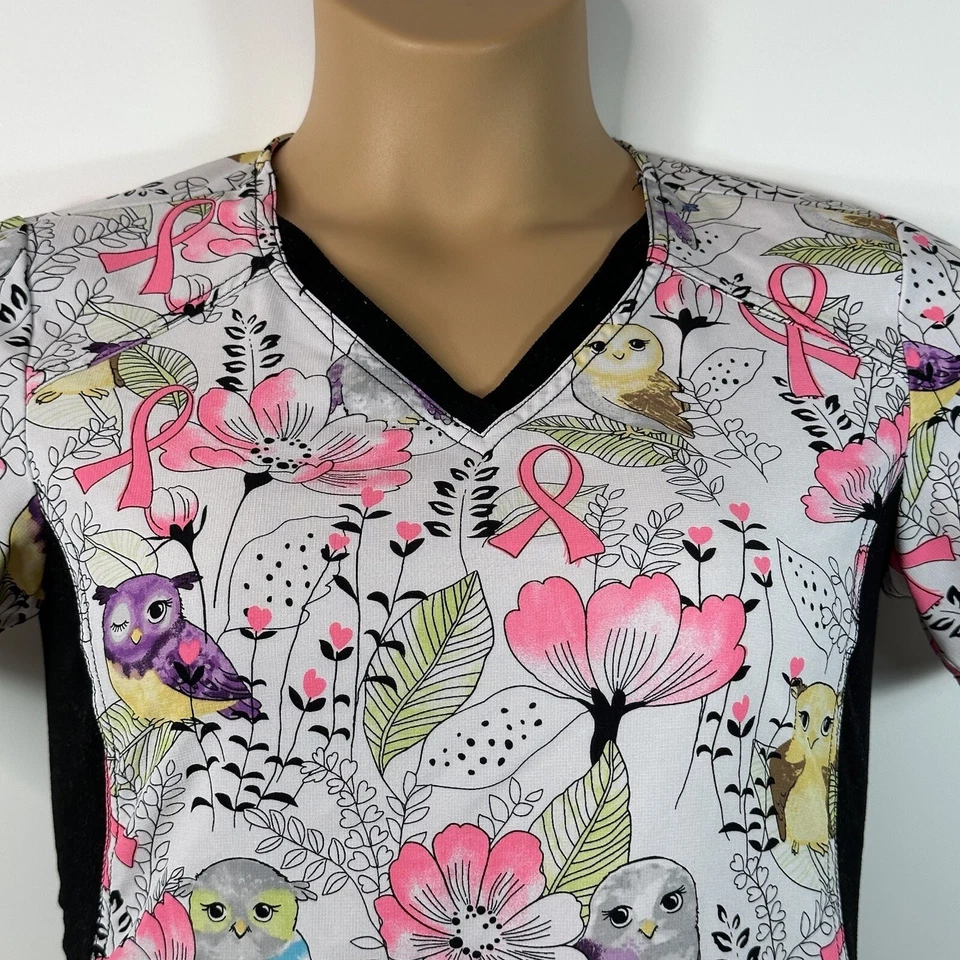 Blusa Médica Cherokee iflex Concientización sobre el Cáncer de Mama Flores Búhos Elastizada Para Mujer XS Foto 2 de 4
