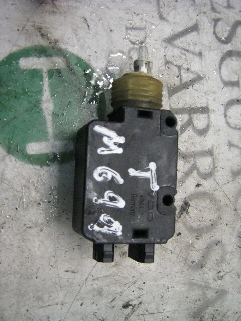 67118353000 MOTOR C/C TOR FÜR BMW SERIE 3 COUPE E36 316I 5903999 