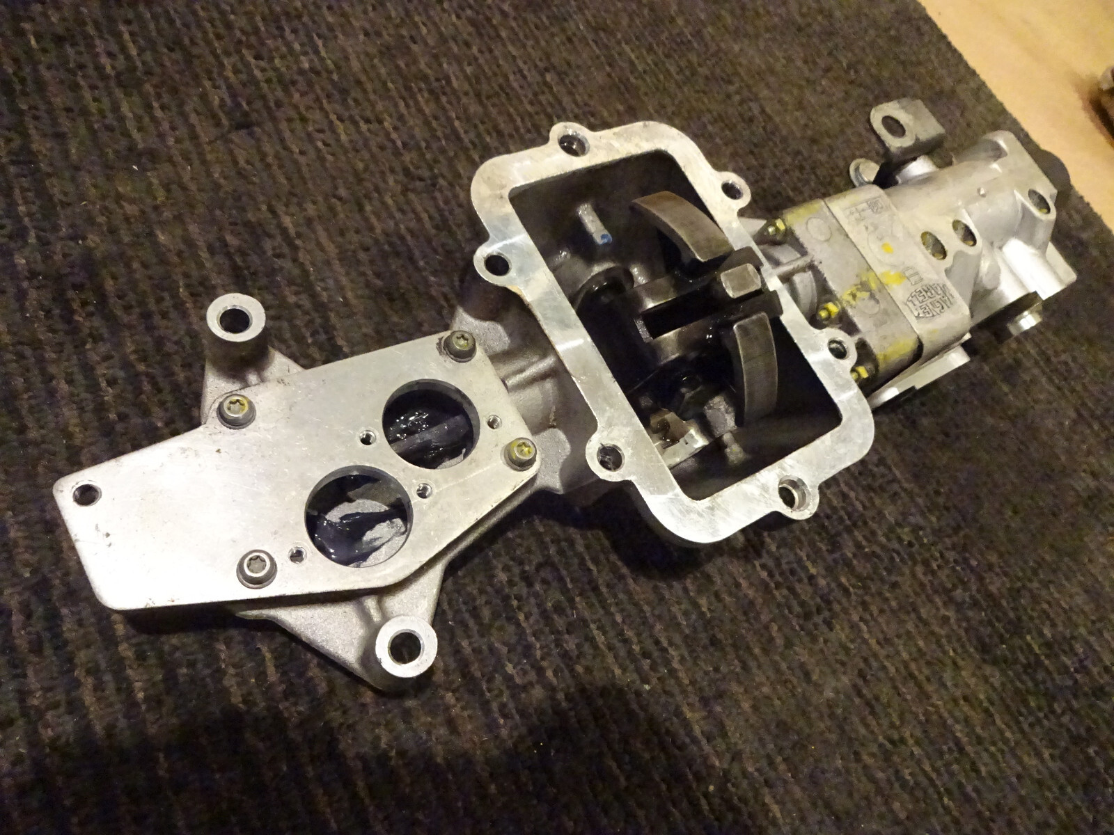 Maserati 4200 Coupe,Spyder,Quattroporte-F1 Hydraulic Clutch Actuator-P/N 183064