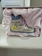 VTG Baby Steps Musical Baby Shoe Twinkle Twinkle Little Star Cast Art 2002 Box
