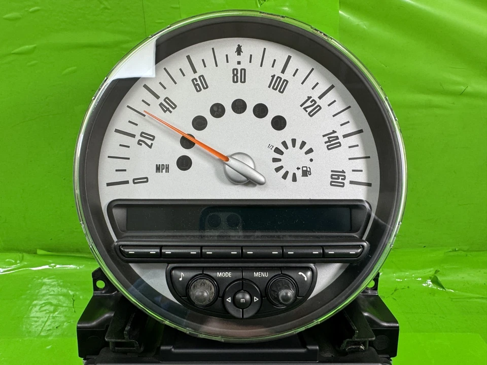 MINI R56 SPEEDOMETER CLOCKS BOOST CD RADIO PLAYER PROFESSIONAL HEAD UNIT R55 R57 - Image 3 of 4