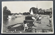 PC RP ARRIVING AT HORNING NORFOLK BROADS SAILING BOATS RIVERSIDE SCENE