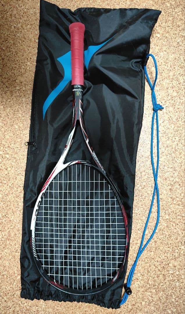 Tennis racket