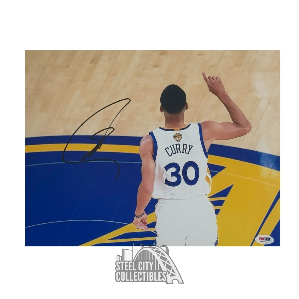 Stephen Curry Autographed Golden State Warriors 11x14 Photo - PSA/DNA (AD93477)
