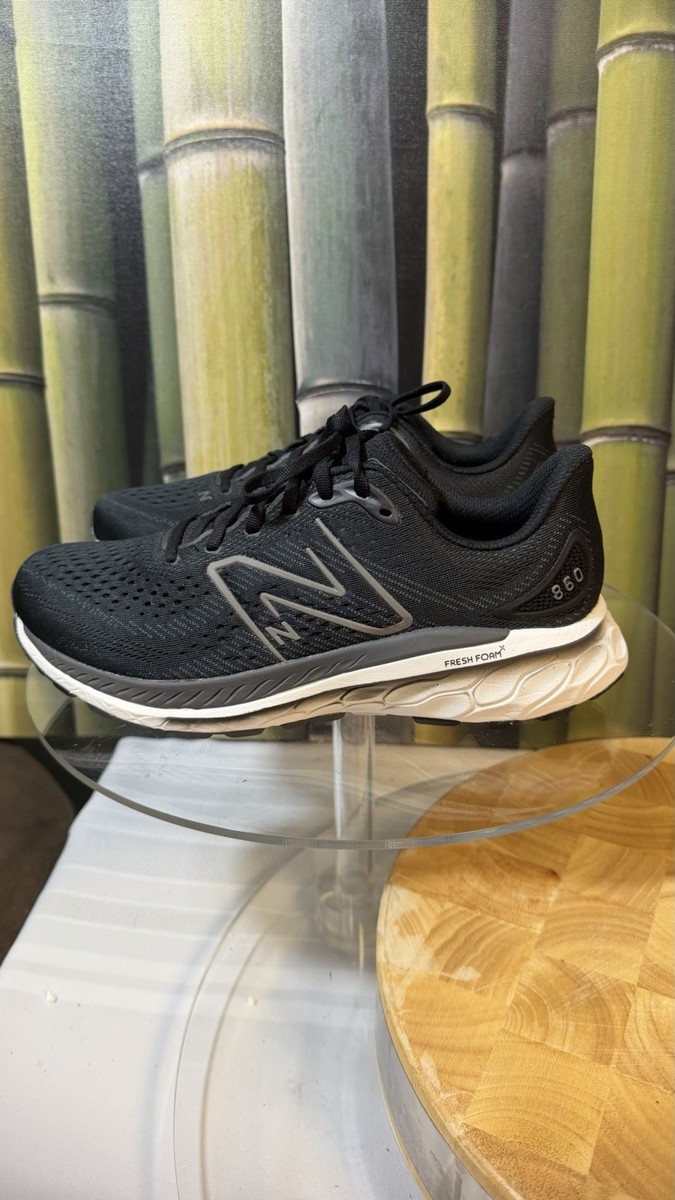 Size 9.5 4E - New Balance Fresh Foam X 860v13 Black M860K13  display picture 3