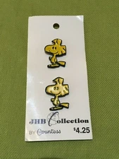 Vintage Collectable Peanuts buttons woodstock JHB Collection original card