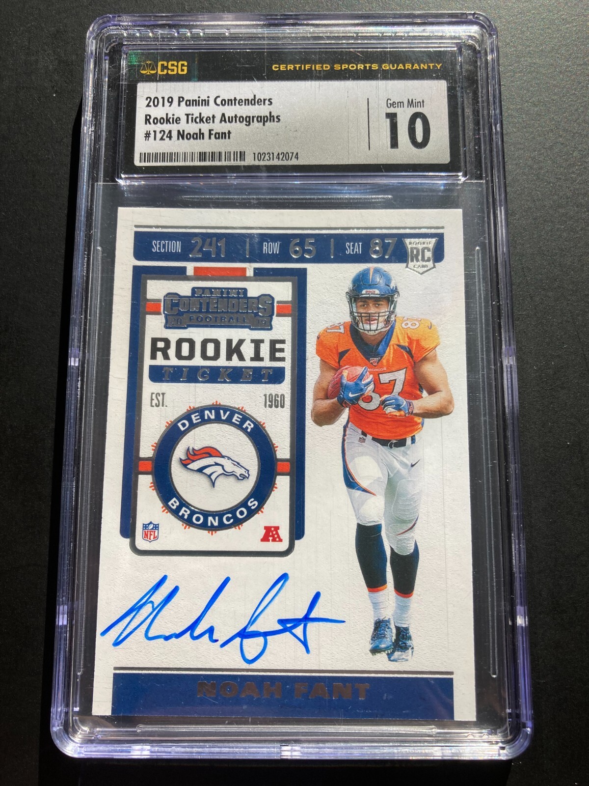Noah Fant Panini Spectra Radiant Rookie Patch Signatures #10 Neon Pink