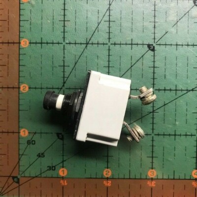 KLIXON Circuit Breaker D7271-13-5 1 Amp 1A Avionics Aviation Sensata MS24510