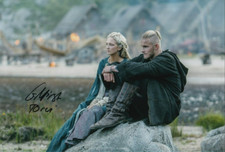 GEORGIA HIRST signed Autogramm 20x30cm VIKINGS in Person autograph COA