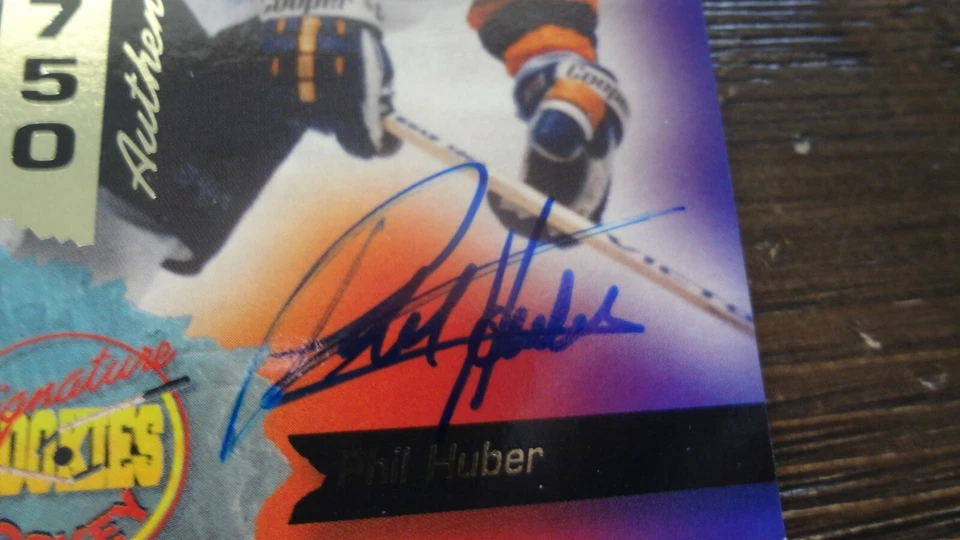 1994 SIGNATURE ROOKIES # 38 PHIL HUBER    AUTOGRAPHED HOCKEY CARD - Image 2 of 2