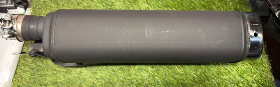 ✅ 2024 V-STROM DL800 SILENCIADOR ESCAPE OEM PN: 341-2543 (2000) Foto 4 de 4