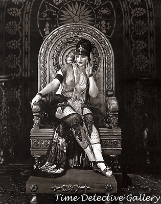 Silver Screen Actress Betty Blythe in ''Queen of Sheba'' (1) 1924-Celebrity  Print