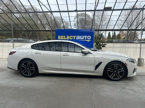2022 BMW 8-Series M850i xDrive - Picture 4 of 40