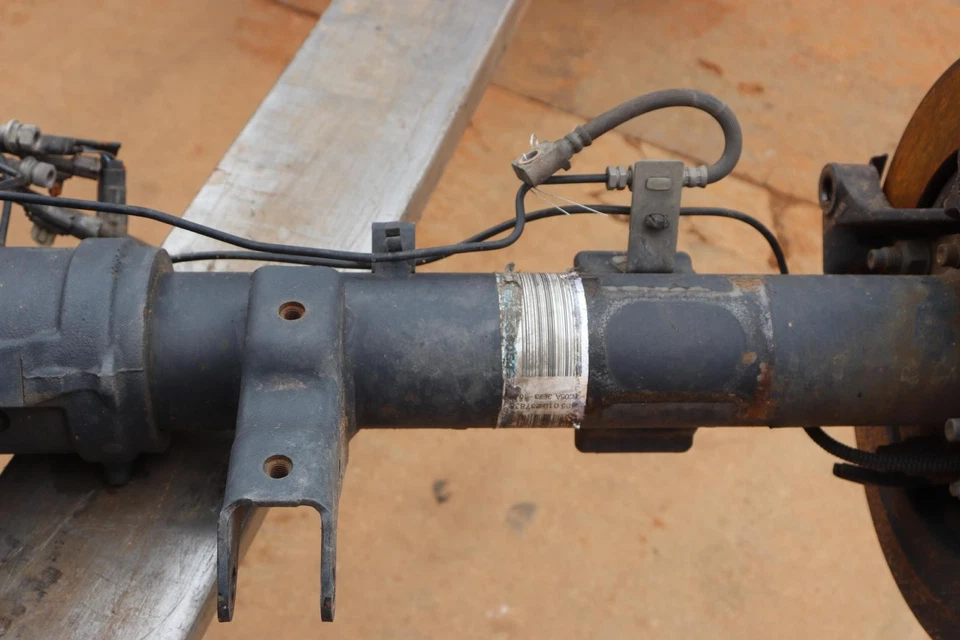 Ford F250 SD 2017-2022 6,2 L 4X4 eje trasero diferencial eléctrico bloqueo diferencial relación 3,73 OEM Foto 4 de 4