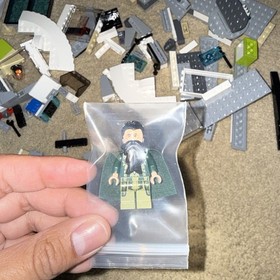 LEGO Marvel Super Heroes: Iron Man Malibu Mansion Attack (76007) Read descrip!