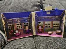 Peppa Pig School House Fold And Carry Playset With Furniture And Figures