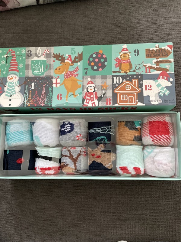 New In Box 12 Days Of No Show Socks Ladies Winter Theme