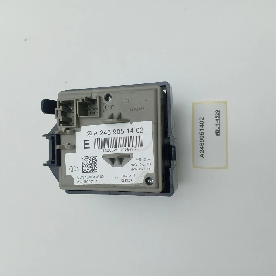 2014-2015 Mercedes CLA Ignition Switch Module Receiver Node A2469051402 - Image 2 of 4