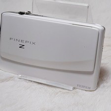 FUJIFILM Z900EXR Digital Camera with Battery Excellent Condition