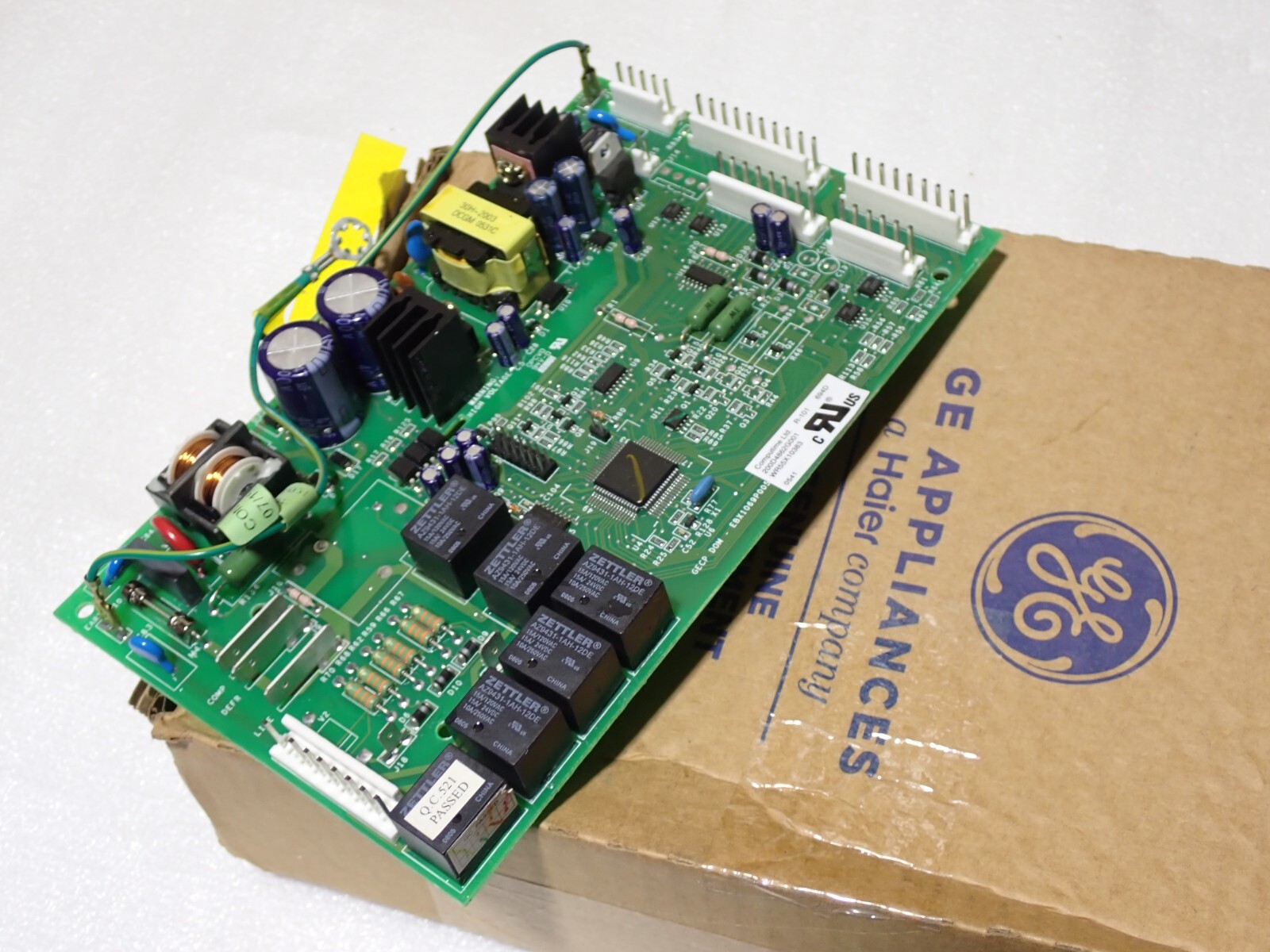 GE WR55X10560 Refrigerator Main Control Board NEW