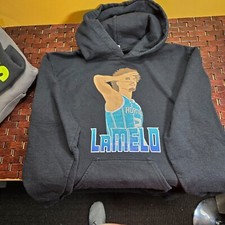 Lot of Boys 3 Hoodies  1 Polo Shirt  1 T-Shirt All Size S See Pics N-19 