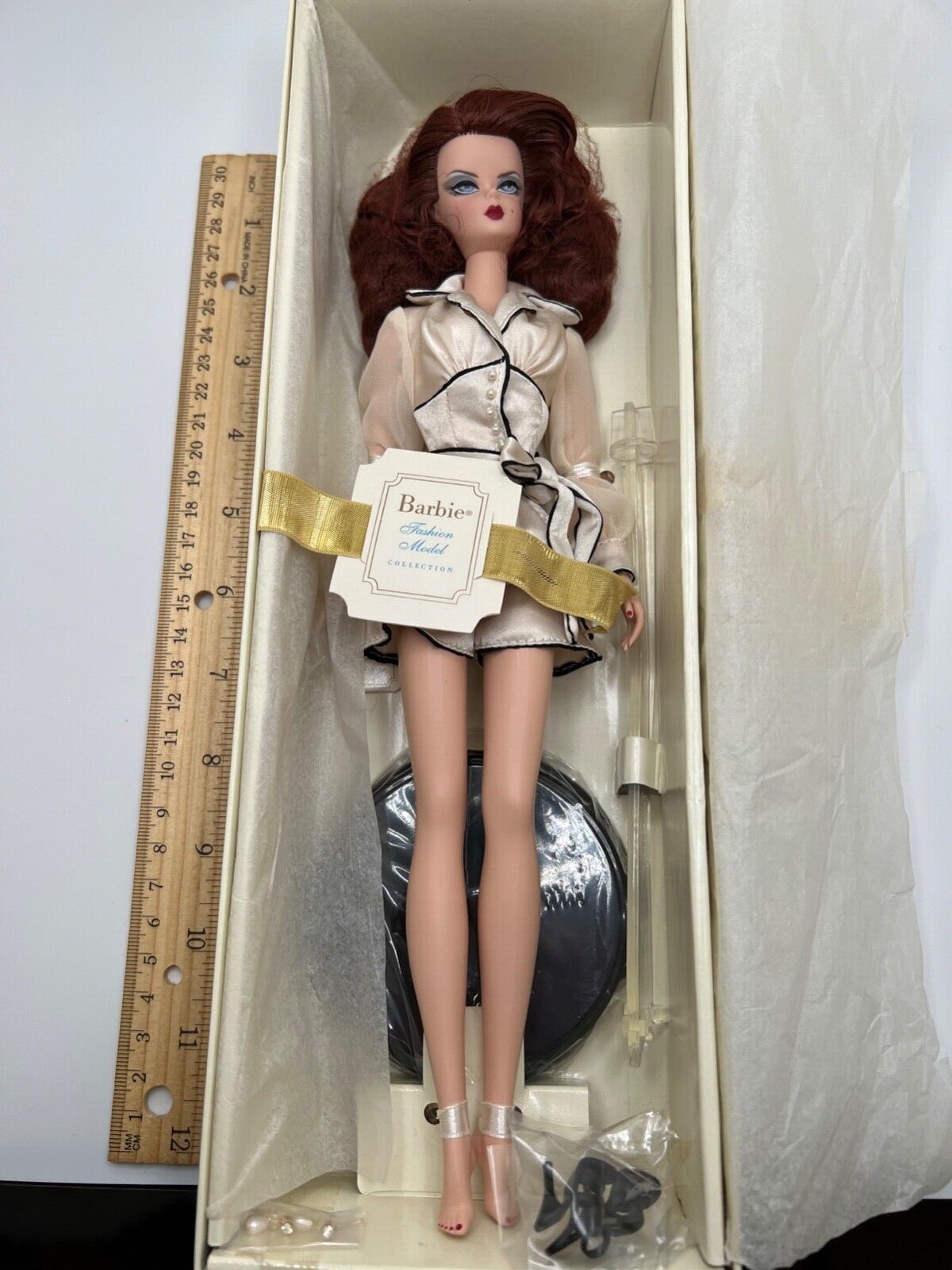 Barbie Silkstone Suite Retreat 2004 - Relookée Avec Tenue Et Chaussures, TBE