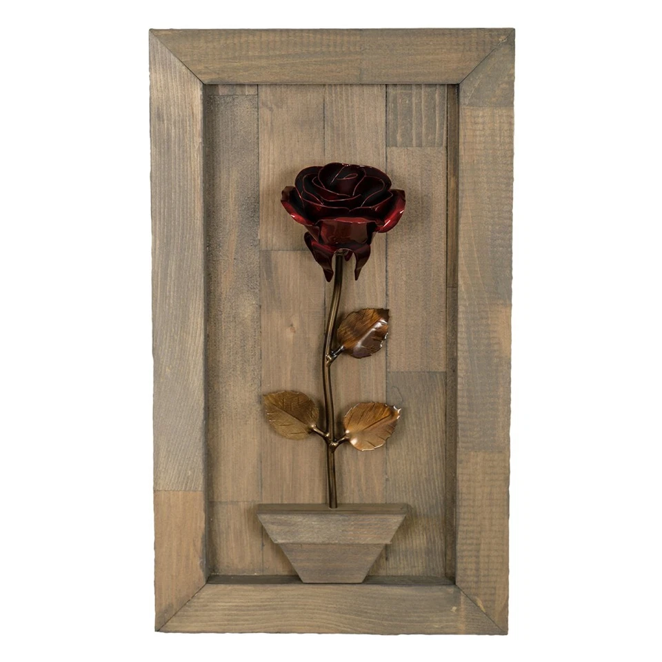 Rosa de metal rojo enmarcada para madera 5 aniversario Foto 4 de 4