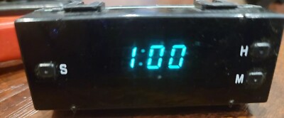 98-02 OEM SUBARU FORESTER DIGITAL CLOCK 