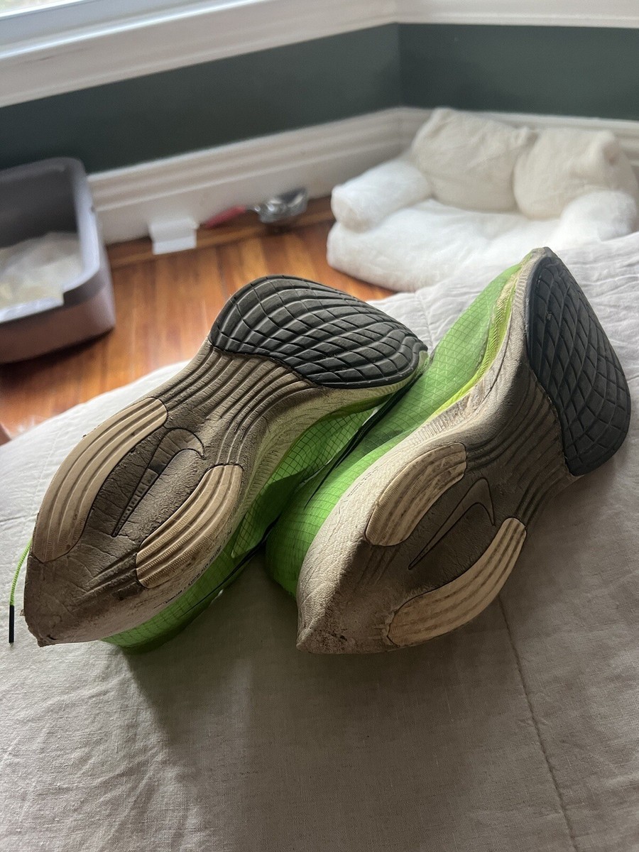 Nike ZoomX Vaporfly NEXT% Mens 9.5 US Electric Green Black AO4568