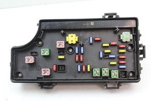08 09 Patriot P68048117AA Totally Integrated Power Module ... 08 caliber fuse box 