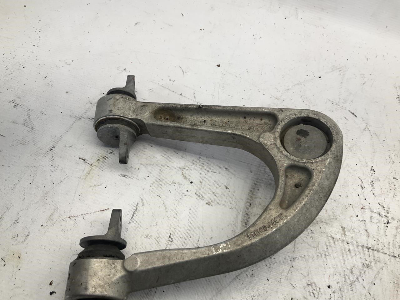 14-17 McLaren 650S Front Suspension Left Upper Control Arm Wishbone T